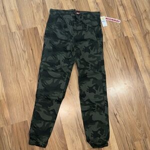 NWT UNIONBAY Camo Joggers